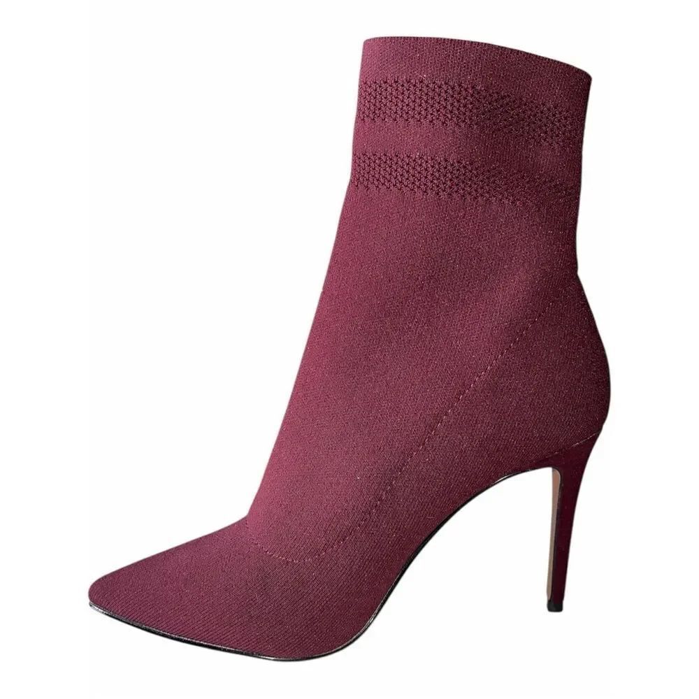 Steven Madden - Cookie - Pointed Toe Burgundy Fabric Booties Women’s Size 8M
